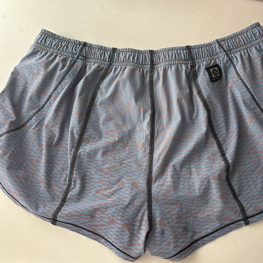 ♥️… Jolyn Dryland Doyle Run Shorts
